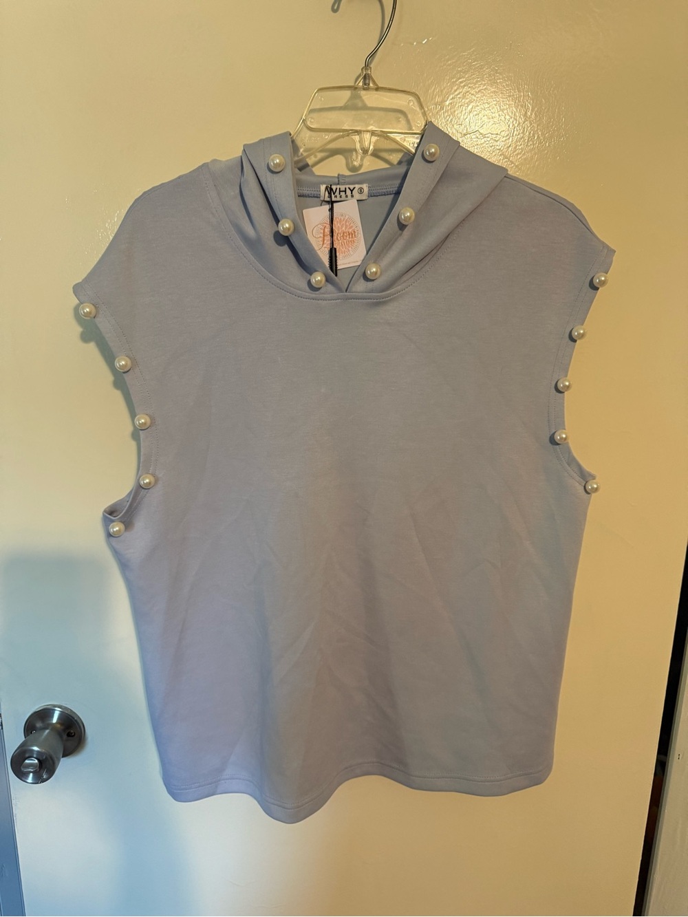 NWT Sleeveless Pearl-Trim Hoodie Top - chambray blue by Why Dress size S